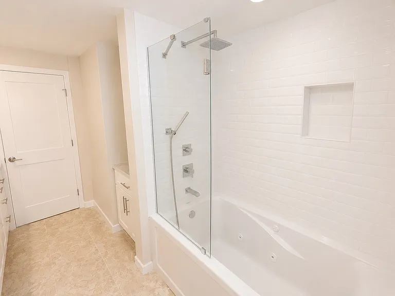 5920 Wilkinson Ave — Photo 21