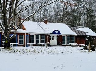 557 Coles Hill Rd, Wells, ME 04090