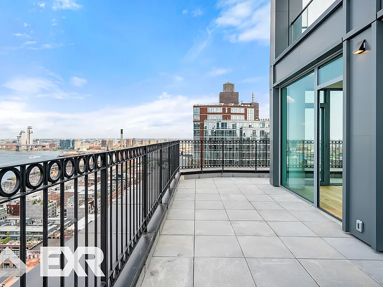 69 Adams St #25F — Photo 12