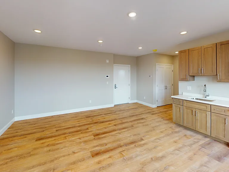 100 Revere St — Photo 50