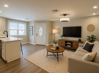 28 Otis St #1, Somerville, MA 02145
