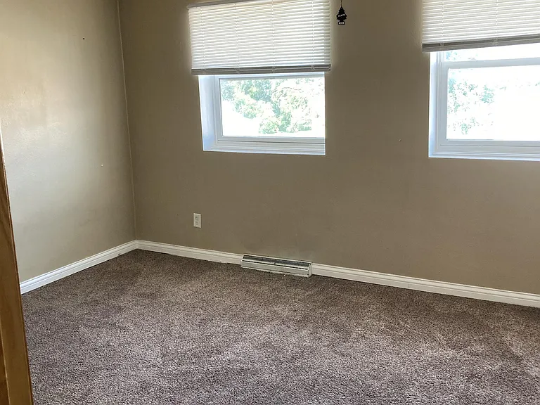 450 N Main St #11 — Photo 9