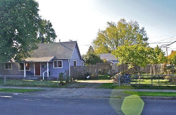 4th image of 706 W Newtown St