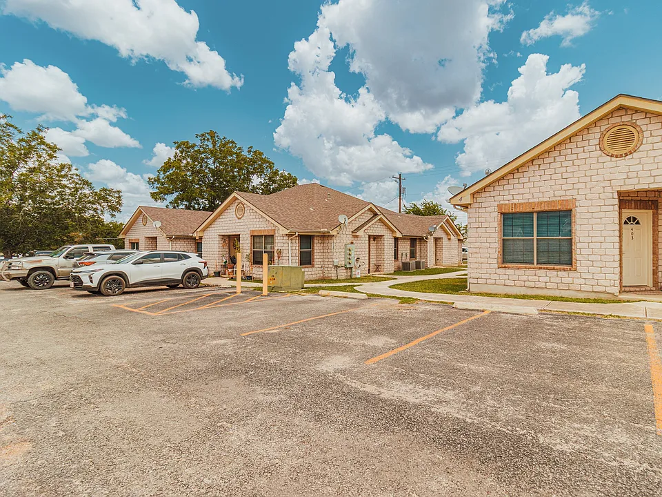 104 San Antonio Rd #502