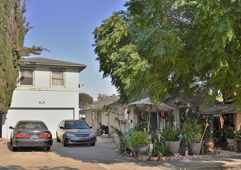 1st image of 230 N 10th Ave