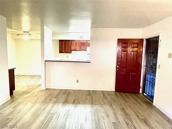 4th image of 2451 N Rainbow Blvd Unit 1099