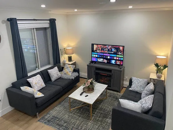 14111 71st Rd, Flushing, NY 11367