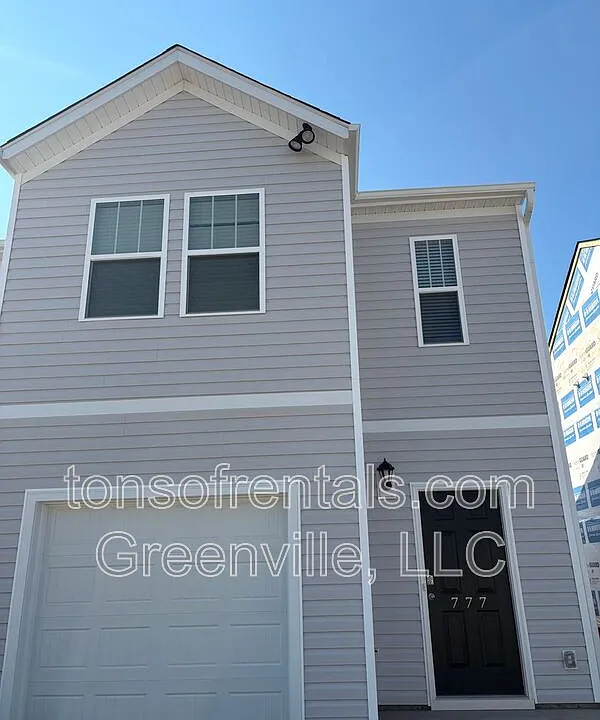 777 Embark Cir