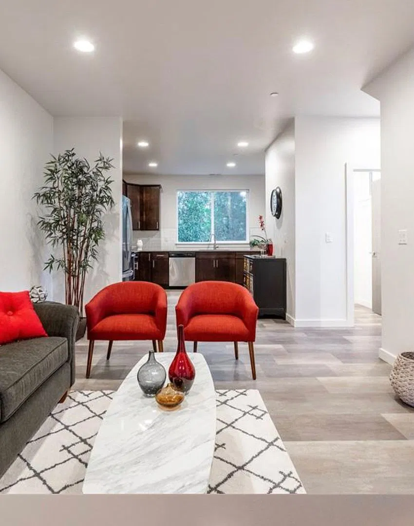3-Story Urban Walk Up at a Modern Community * Flexible Lease Terms - 3 months, 6 months or Year L... — Photo 2