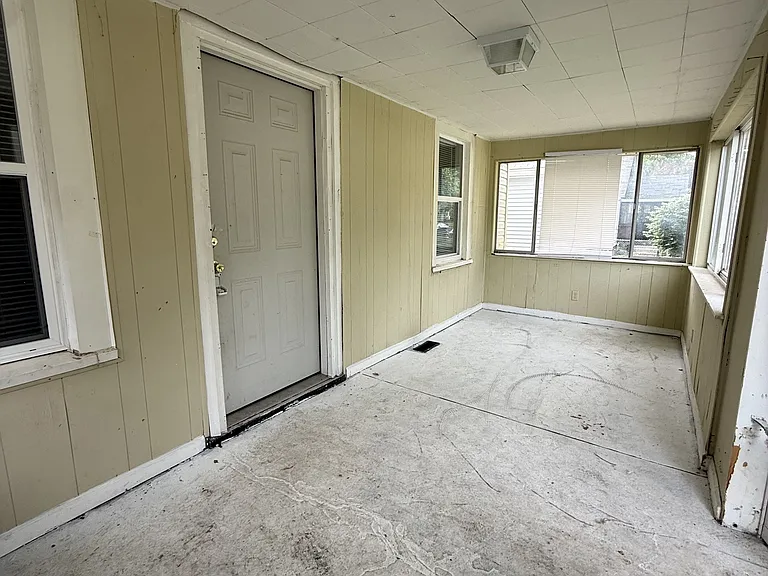 3502 Brouse Ave — Photo 10