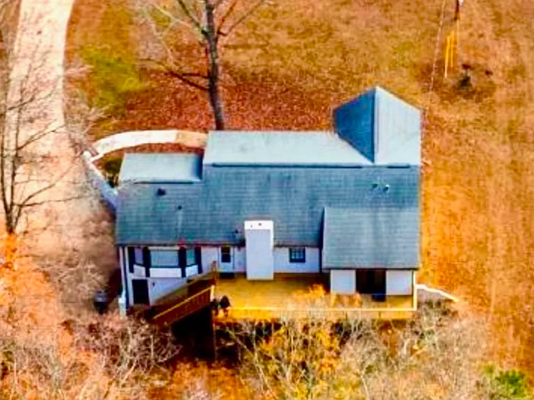1040 Brookwood Dr — Photo 42
