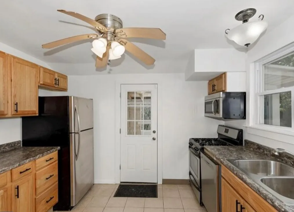 144 Mill St — Photo 4