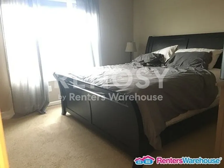 9643 Scott Ln N — Photo 9