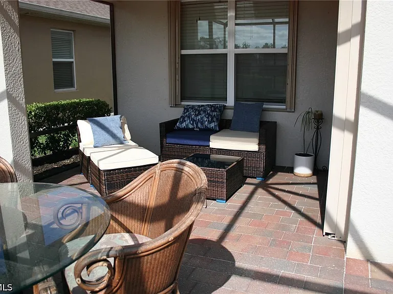 20056 Sweetbay Dr — Photo 38