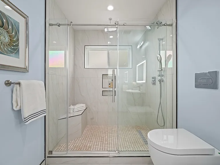 2382 Rainbow Ct — Photo 30