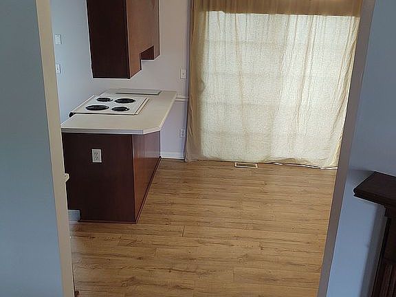 3rd image of 1534 Ridgemont Dr