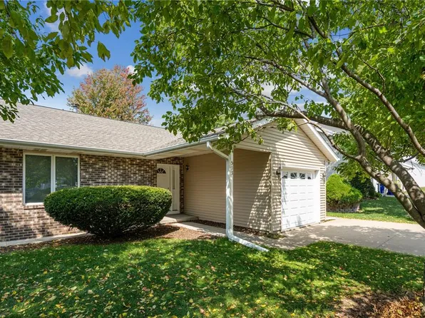 513 Sugar Creek Ln, North Liberty, IA 52317