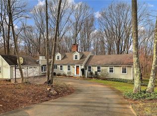 53 Osborne Hill Rd, Sandy Hook, CT 06482