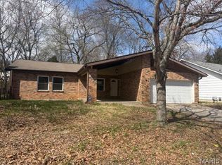 1955 Parkton Way, Barnhart, MO 63012