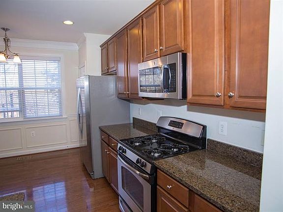 5th image of 13674 Salk St #269
