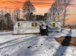 11861 Cross County Rd, Mineral, VA 23117