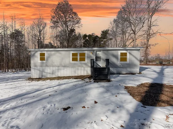 11861 Cross County Rd, Mineral, VA 23117