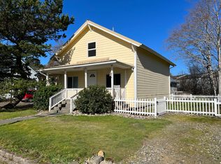 905 SW 48th St, Lincoln City, OR 97367