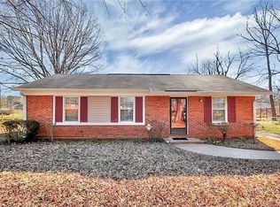 905 Dedmon Dr #4, Charlotte, NC 28216