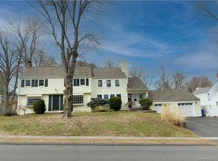 94 Hyde Rd, West Hartford, CT 06117