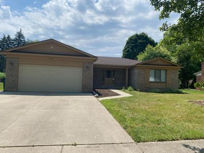 3698 Forge Dr, Troy, MI, 48083