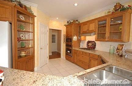 Kitchen : Granite counter top, New Stainless GE Profile Appliances