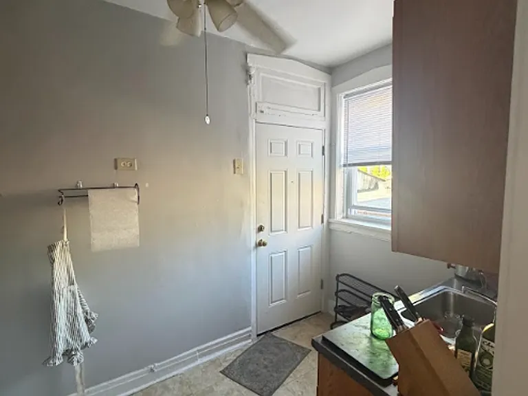 7018 N Sheridan Rd #1F — Photo 7
