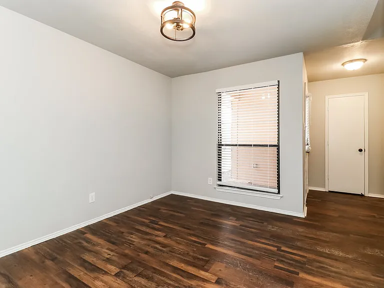 10229 Stoney Bridge Rd — Photo 6