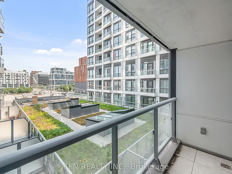 15 Richardson St #411 — Photo 16