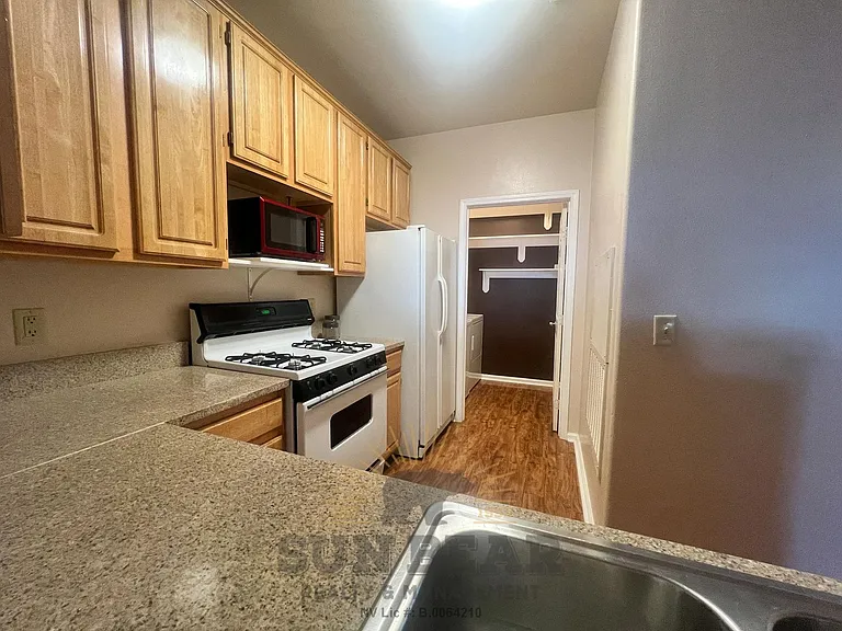 900 S Meadows Pkwy #123 — Photo 6