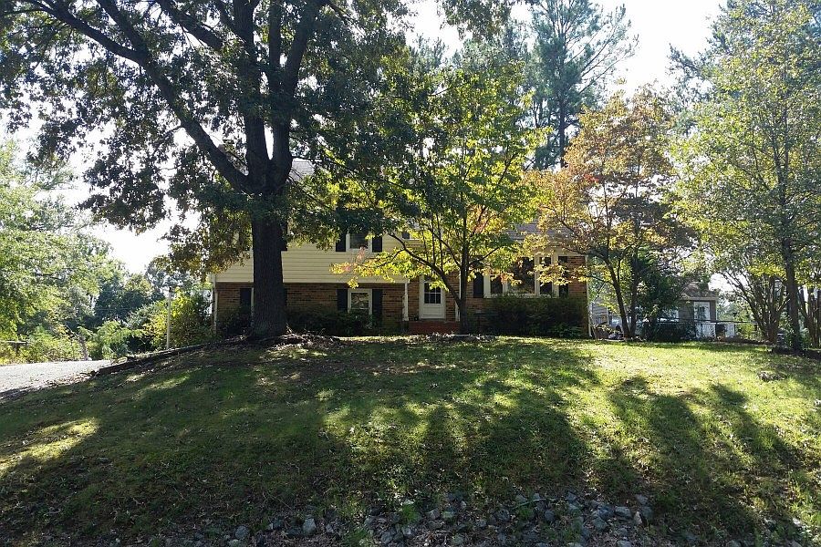 1st image of 10301 Sauna Dr