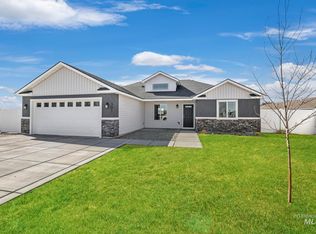 301 New Haven St, Rupert, ID 83350