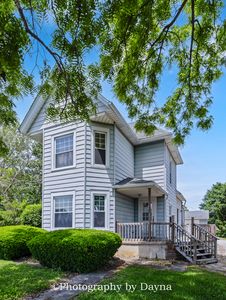 561 W Grant St, Saint Anne, IL, 60964