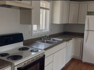 13 Pezzullo St APT 4, Johnston, RI 02919