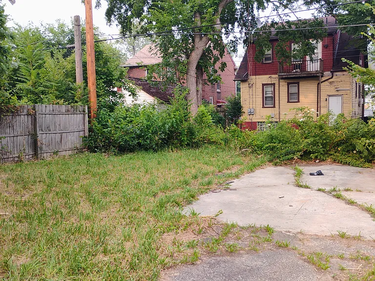 14818A Terry St — Photo 16