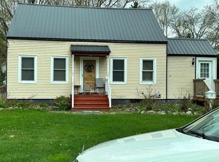 17 Pine Tree Ter, South Burlington, VT 05403