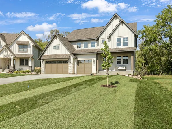 11729 Azure Cir, Inver Grove Heights, MN 55077