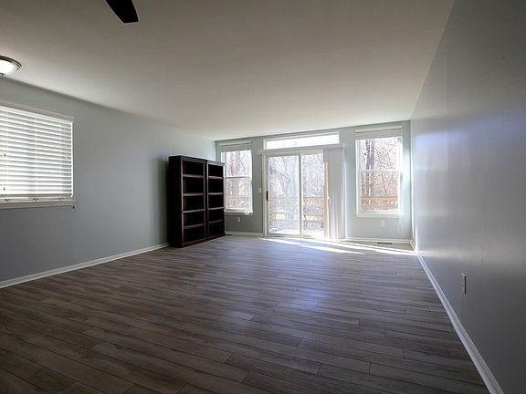 3rd image of 38231 Warner Farms Dr