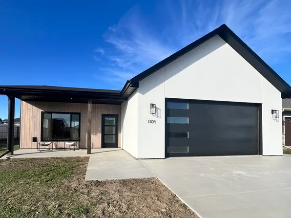 1305 Granite Ln, Sheridan, WY 82801