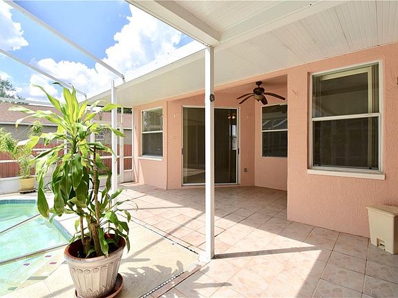 5th image of 1627 Sand Hollow Ln