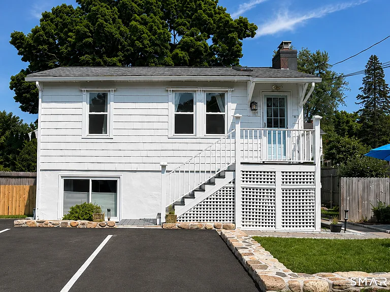 19 Hale St #1 — Photo 1