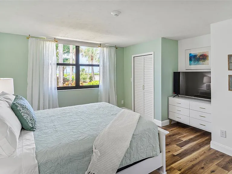 716 Bayport Way #716 — Photo 51