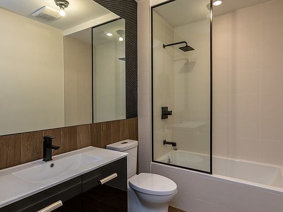 4th image of 161 Winthrop St #2FF
