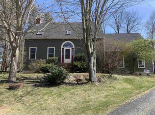 2 Beverly Ln, Dover, NH 03820