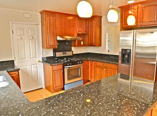 860 Thornhill Dr, Daly City, CA 94015